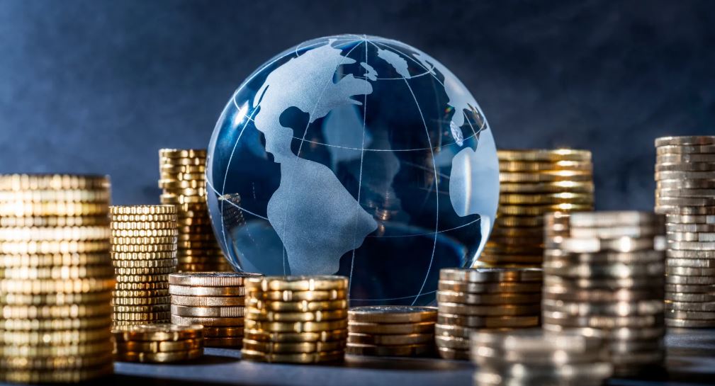 How Does the Global Economy Impact Your Investments?